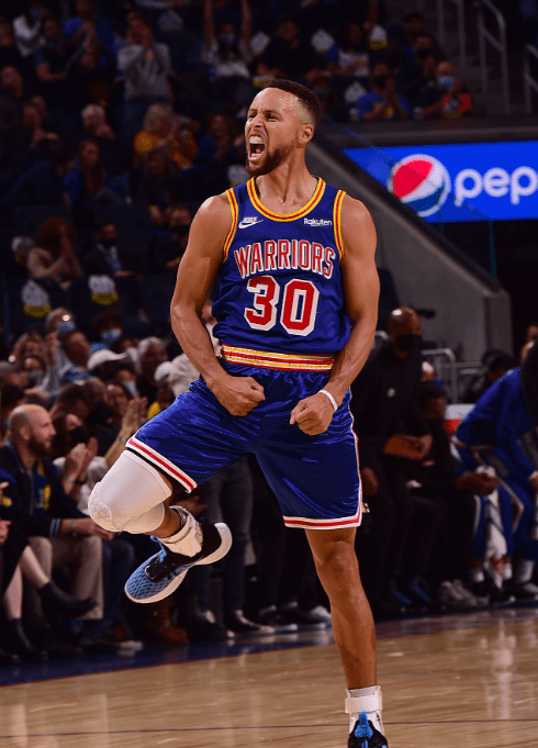 皇马对阵塞尔塔大名单：阿诺德因伤缺阵，卡马文加在列（皇马公布对塞尔塔出征名单：阿诺德因伤缺席，卡马文加入选）