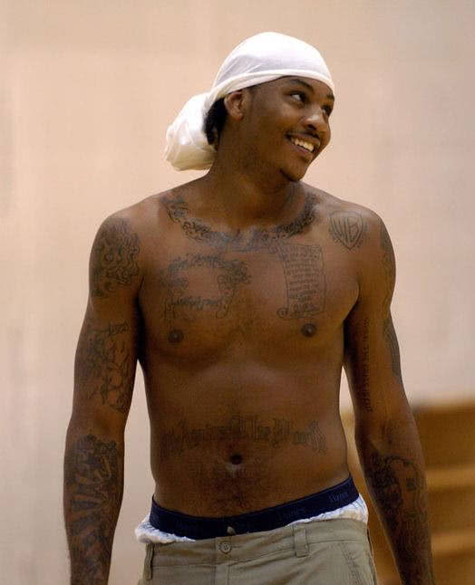 米体：专家无法找到邓弗里斯脚踝疼痛原因，检查并未发现损伤（米体：邓弗里斯脚踝疼痛原因成谜，检查未见损伤）