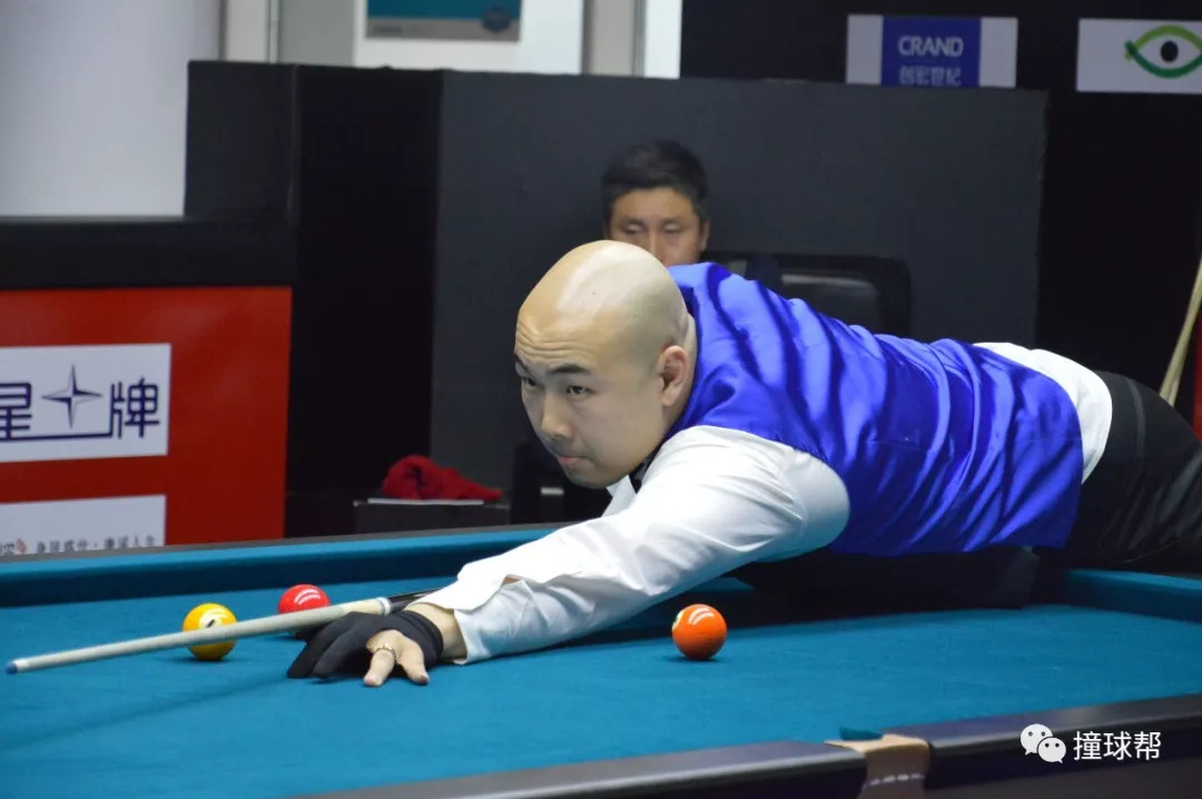 正在吸引著 正在吸引著