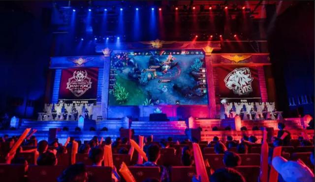 门皇家马德 门皇家马德